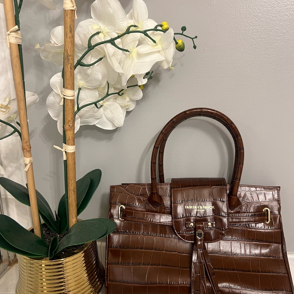 Fairfax & Favor England Windsor Handbag in Conker Brown Croc Print Leather